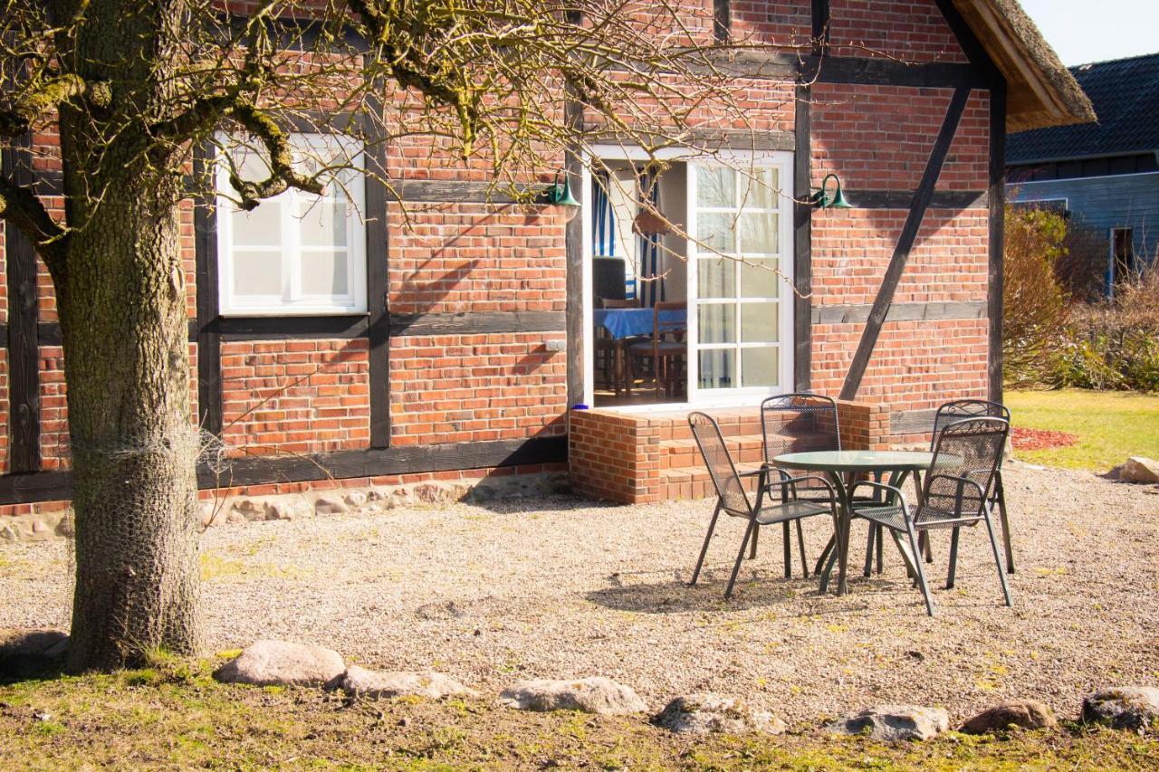 Reet Und Meer Beckerwitz Hohenkirchen  Extérieur photo